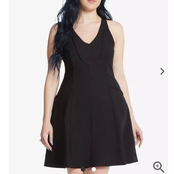 Marvel by‎ Her Universe Black Widow Dress Size Medium - Picture 1 of 16